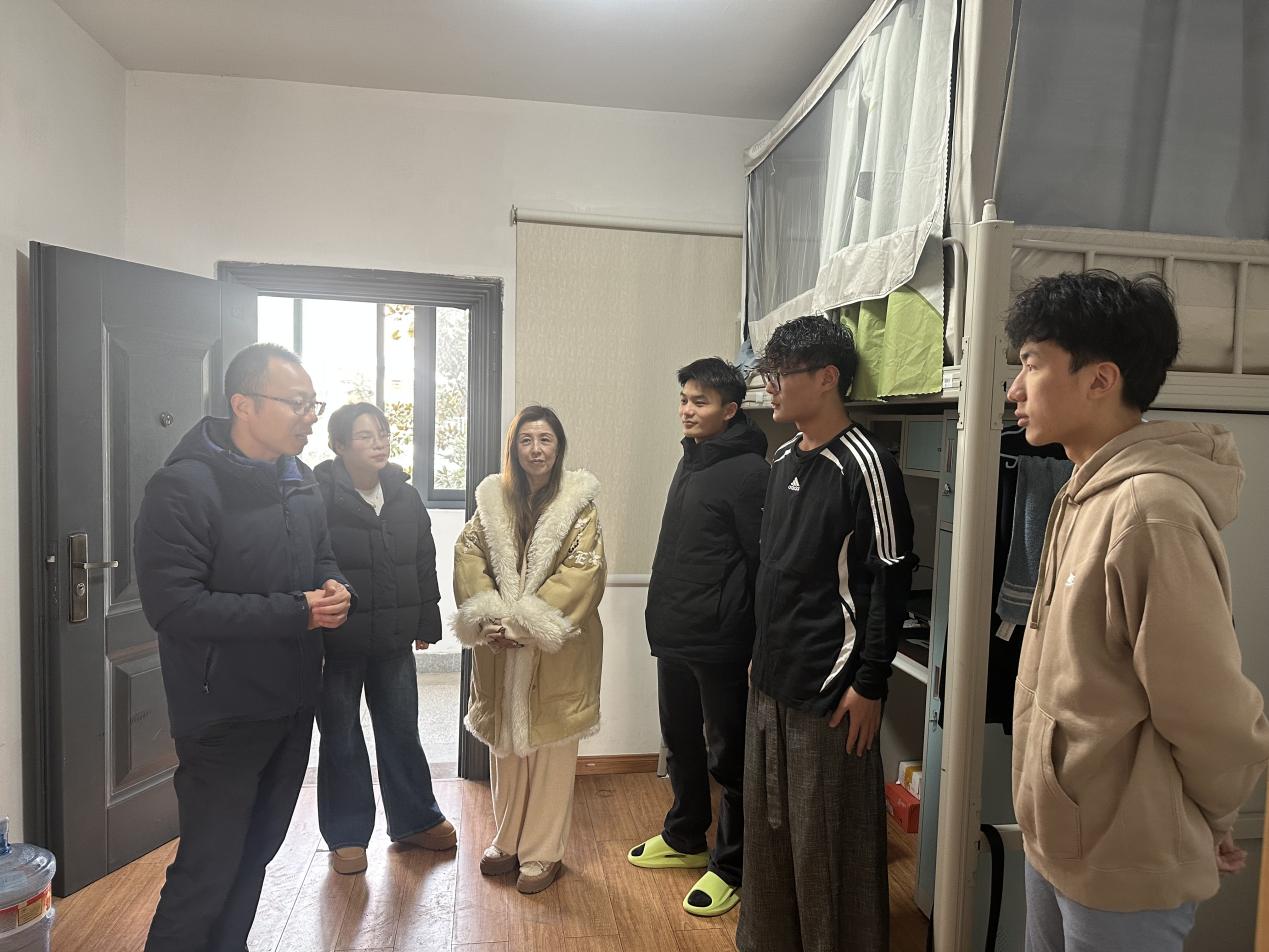 走访暖人心，安全筑防线——Beat365唯一官方网站开展学期末宿舍走访检查